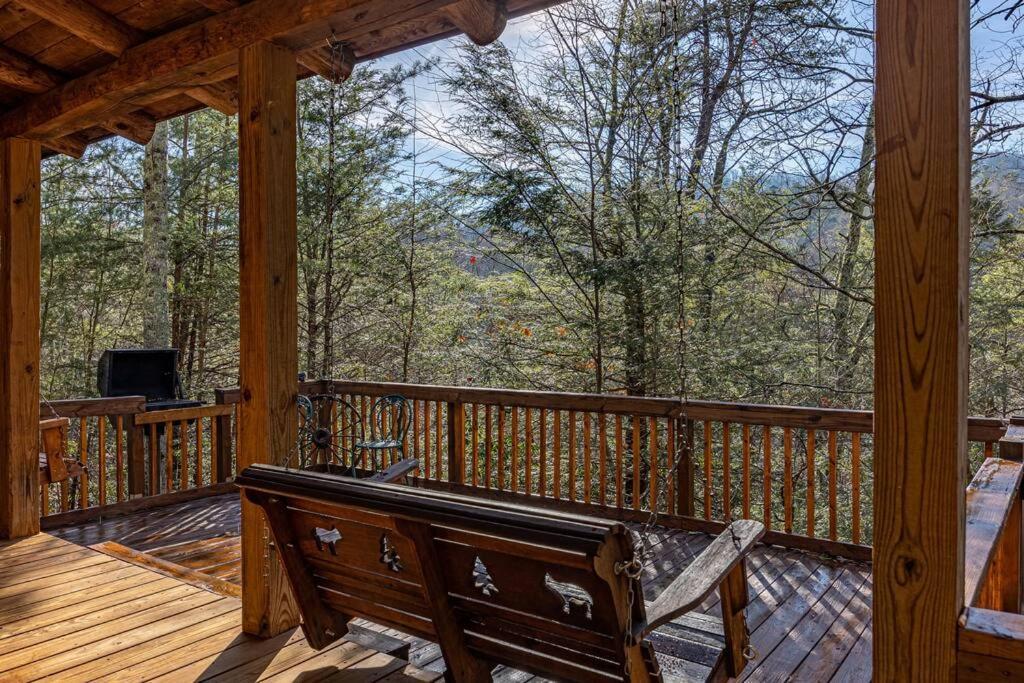 Very Private, Real Log Cabin With Hot Tub! Sevierville Exteriér fotografie