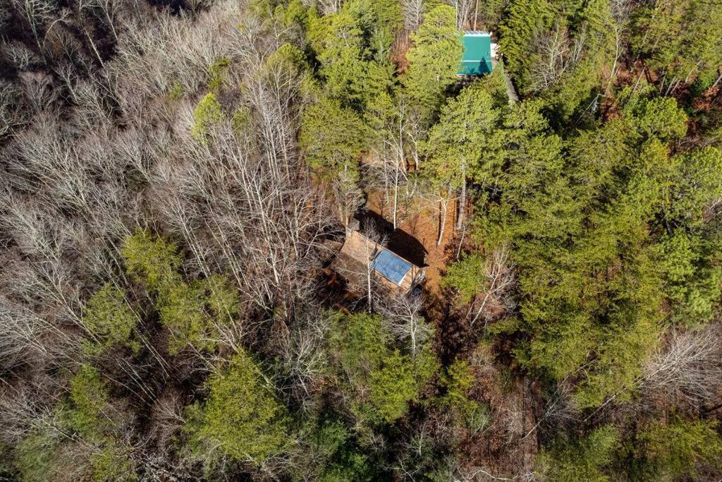 Very Private, Real Log Cabin With Hot Tub! Sevierville Exteriér fotografie